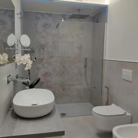 Bizantini Lejlighedshotel 4*