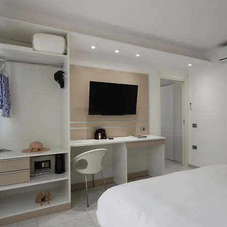 Bizantini Aparthotel