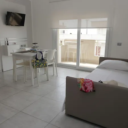 Bizantini Aparthotel 4*